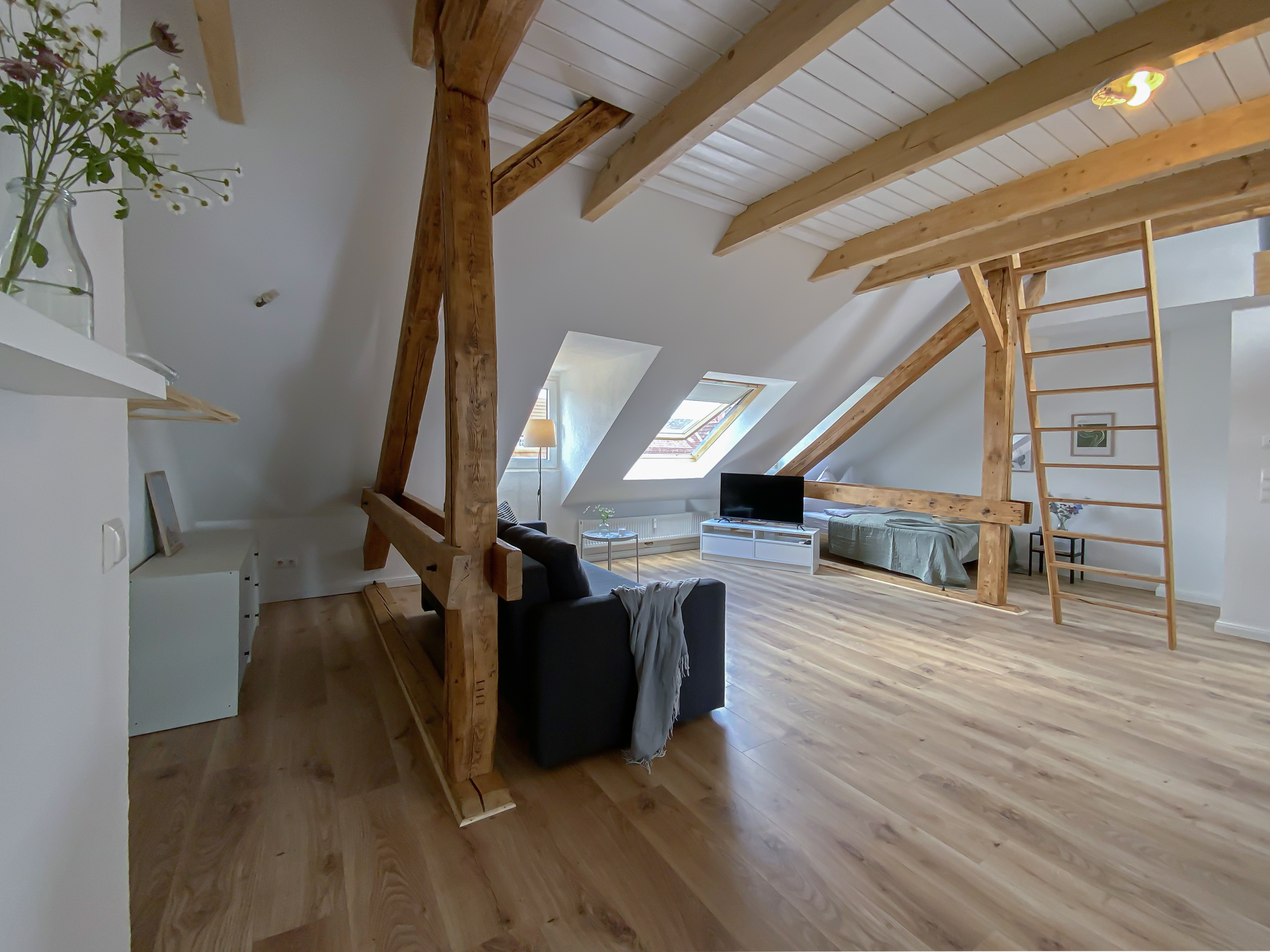 Dachstudio in bester Innenstadtlage Ansicht 3